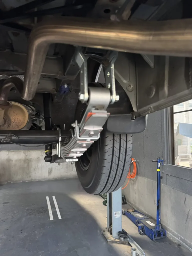 Upgraded leaf springs and shackles for improved ride comfort